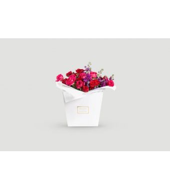 Délice Floral Hand Bouquet - Fresh Flowers 5 baby roses & 16 roses with other mixed flowers