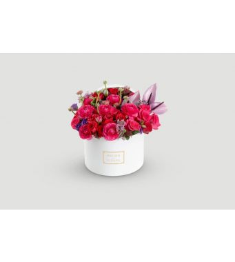 Mon Bijou - Fresh Flowers 5 Baby roses & 15 roses with other mixed flowers