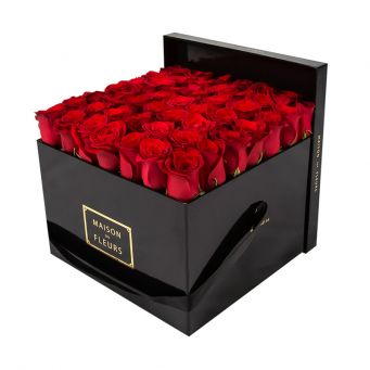 Red Roses in Black Square Box